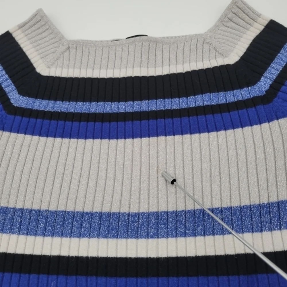 INC‎ Vibrant andMetallic Long Sleeve Sweater Block Colar Sz L